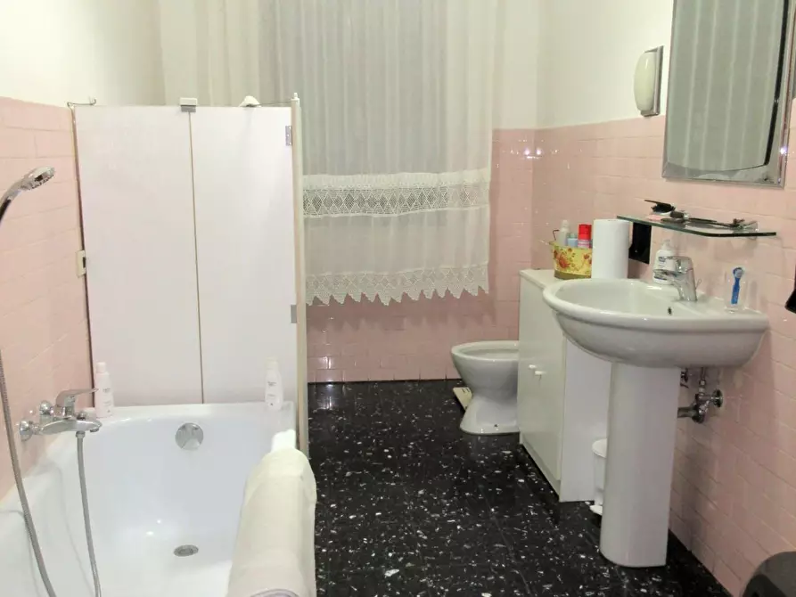 Immagine 6 di Appartamento in vendita  a Empoli