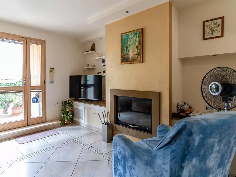 Immagine 7 di Villa in vendita  a Vinci