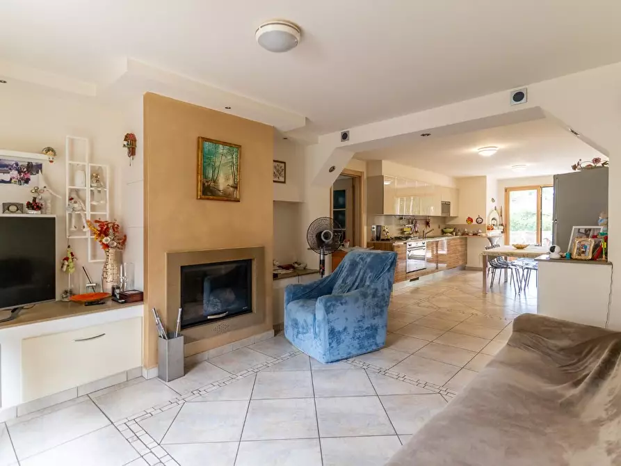 Immagine 5 di Villa in vendita  a Vinci