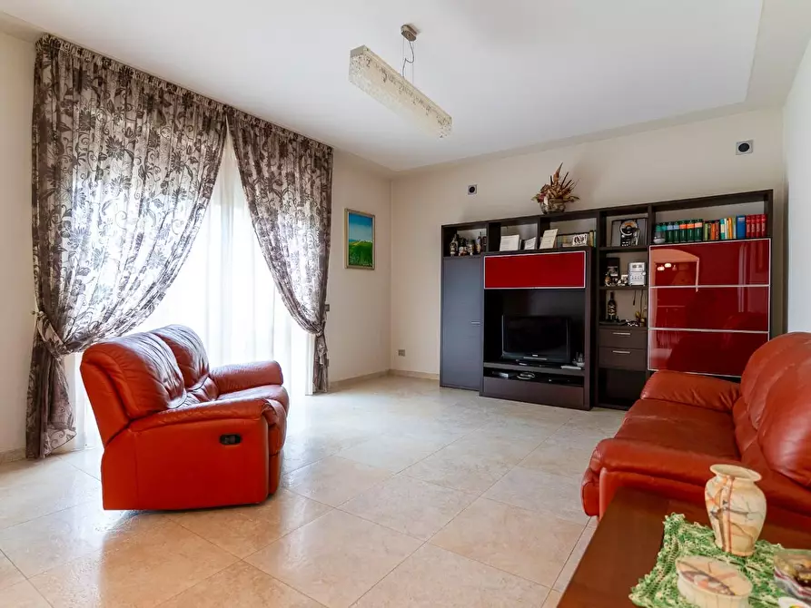 Immagine 20 di Villa in vendita  a Vinci