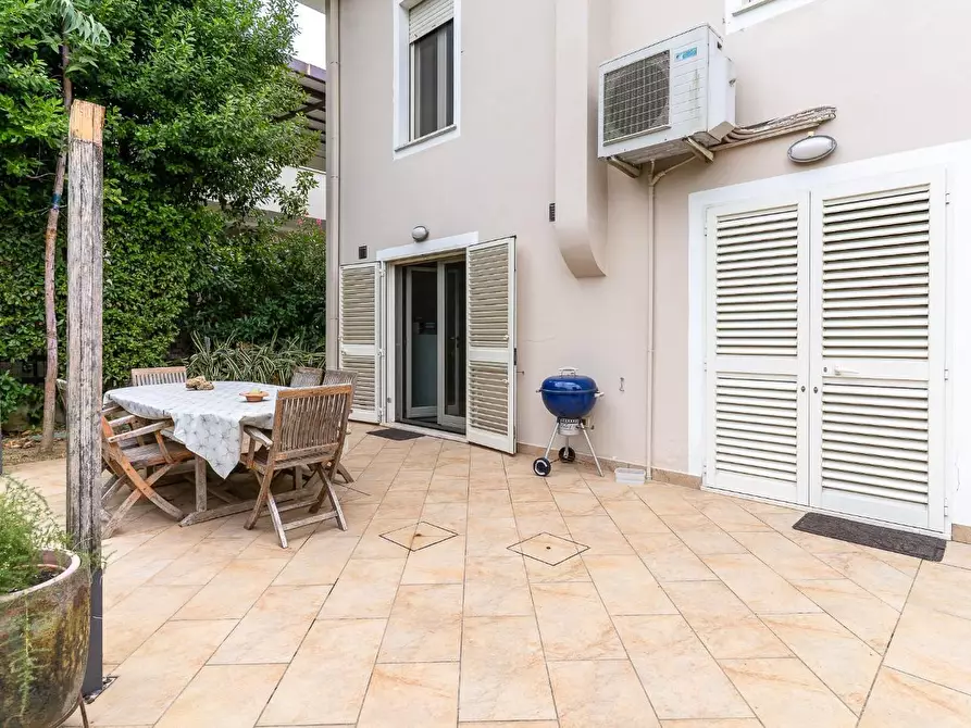 Immagine 54 di Villa in vendita  a Vinci