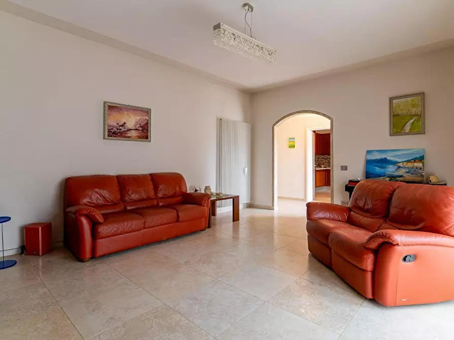 Immagine 18 di Villa in vendita  a Vinci