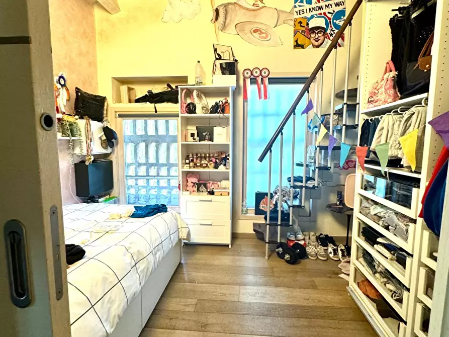 Immagine 29 di Casa colonica in vendita  a Vinci