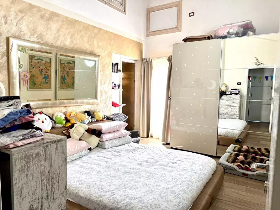 Immagine 24 di Casa colonica in vendita  a Vinci