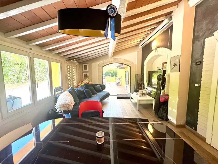 Immagine 15 di Casa colonica in vendita  a Vinci