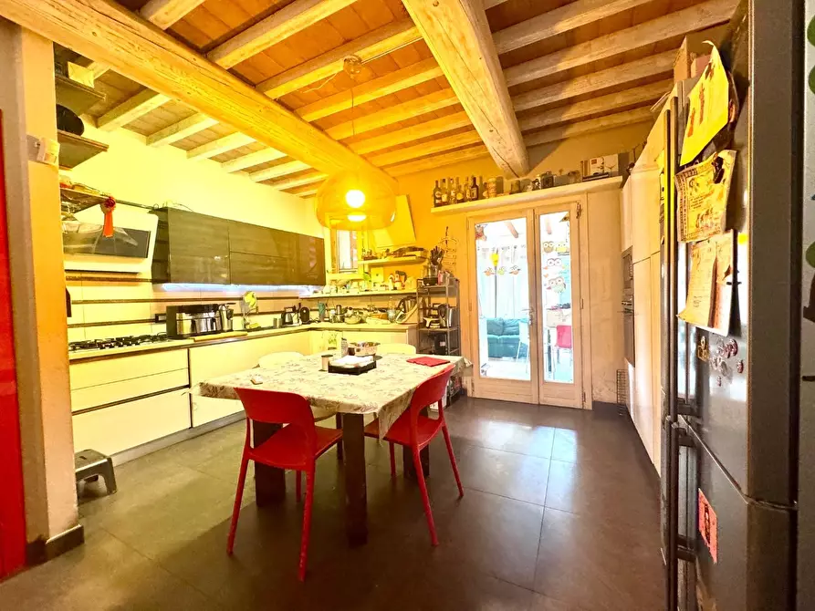 Immagine 13 di Casa colonica in vendita  a Vinci