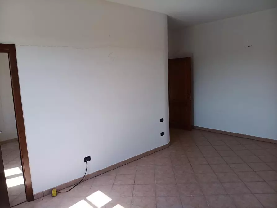 Immagine 3 di Casa colonica in vendita  a Peccioli