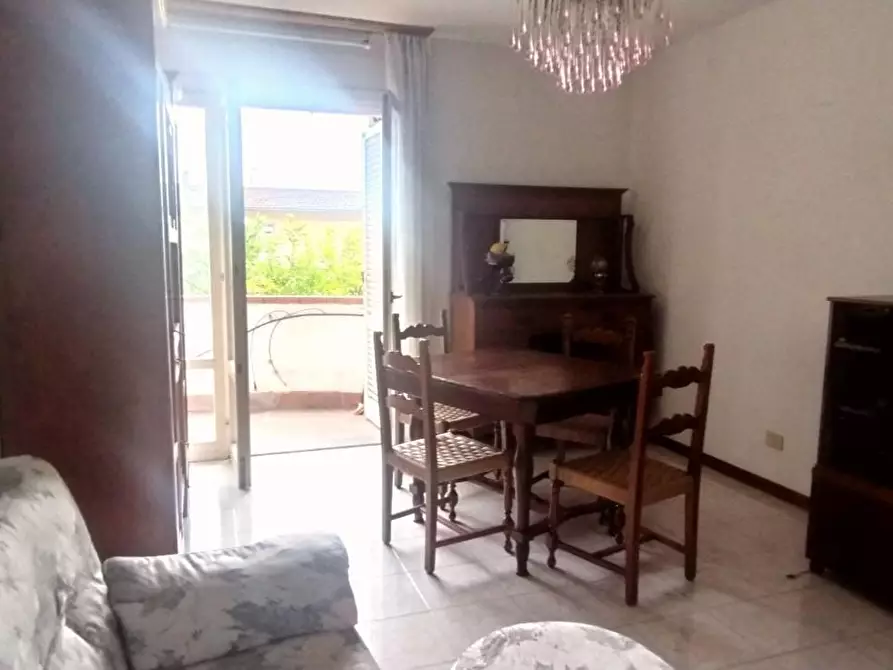 Immagine 12 di Appartamento in vendita  a Massa