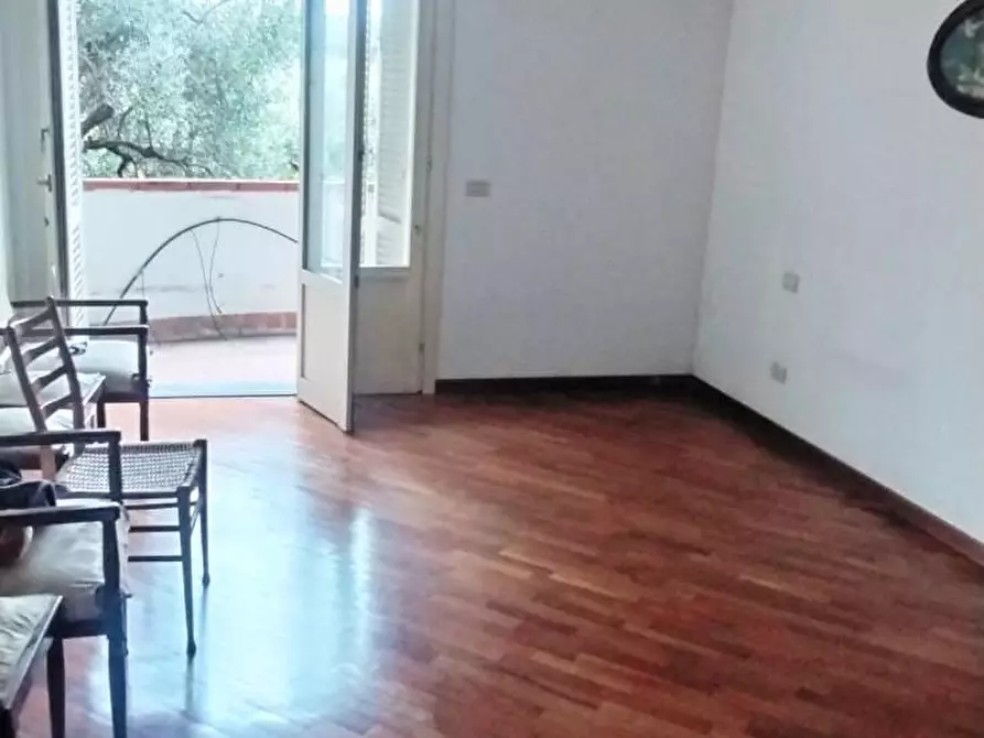 Immagine 13 di Appartamento in vendita  a Massa