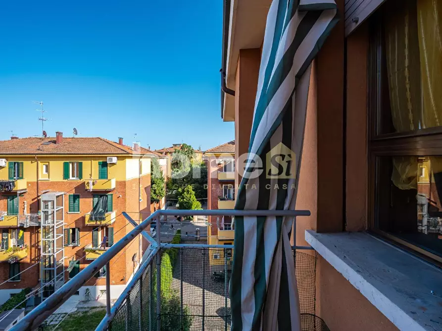 Immagine 30 di Appartamento in vendita  a Bologna