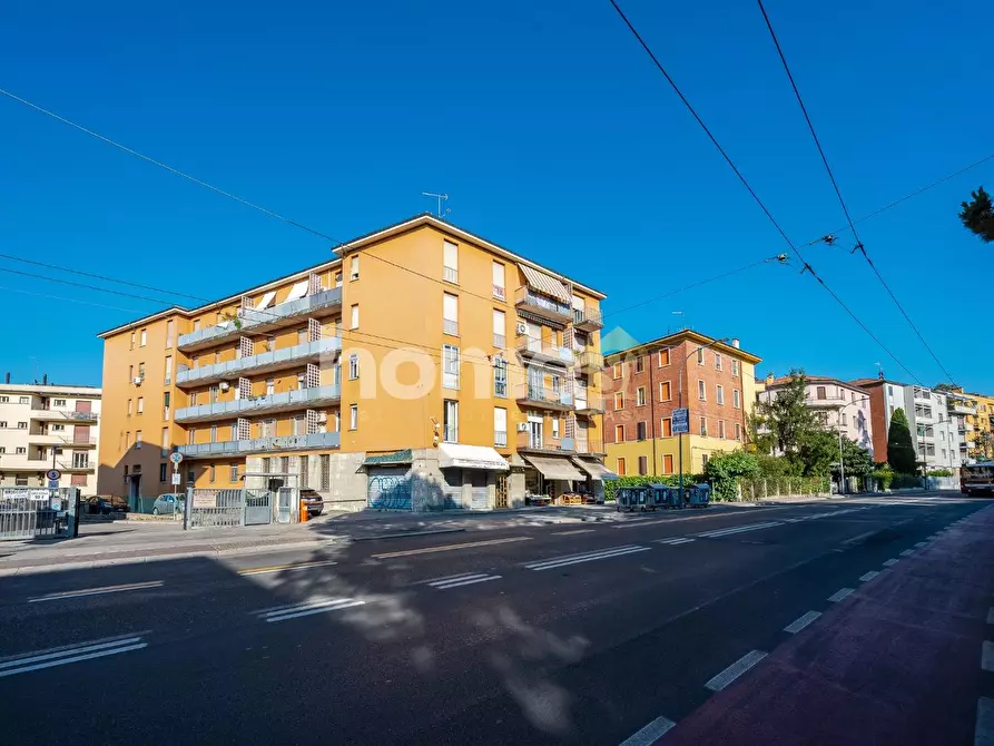 Immagine 34 di Appartamento in vendita  a Bologna