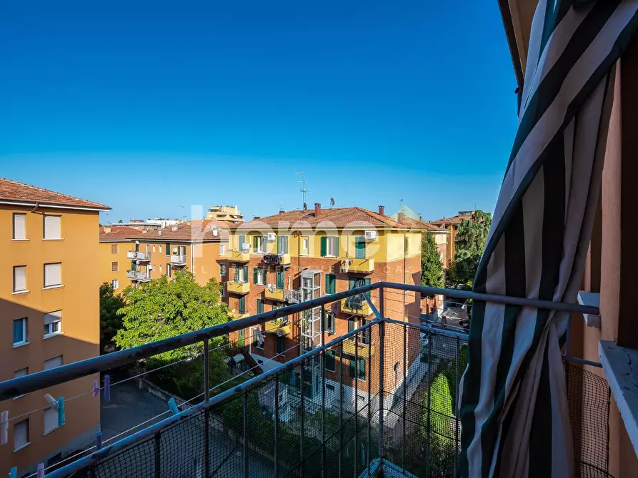 Immagine 32 di Appartamento in vendita  a Bologna