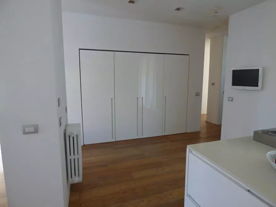 Immagine 11 di Villa in vendita  a Campiglia Marittima