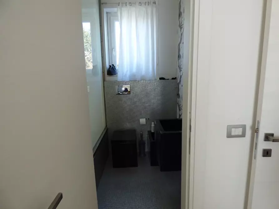 Immagine 10 di Villa in vendita  a Campiglia Marittima