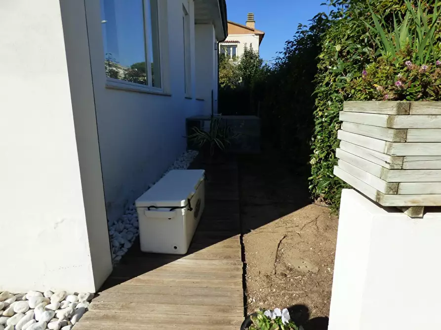 Immagine 3 di Villa in vendita  a Campiglia Marittima