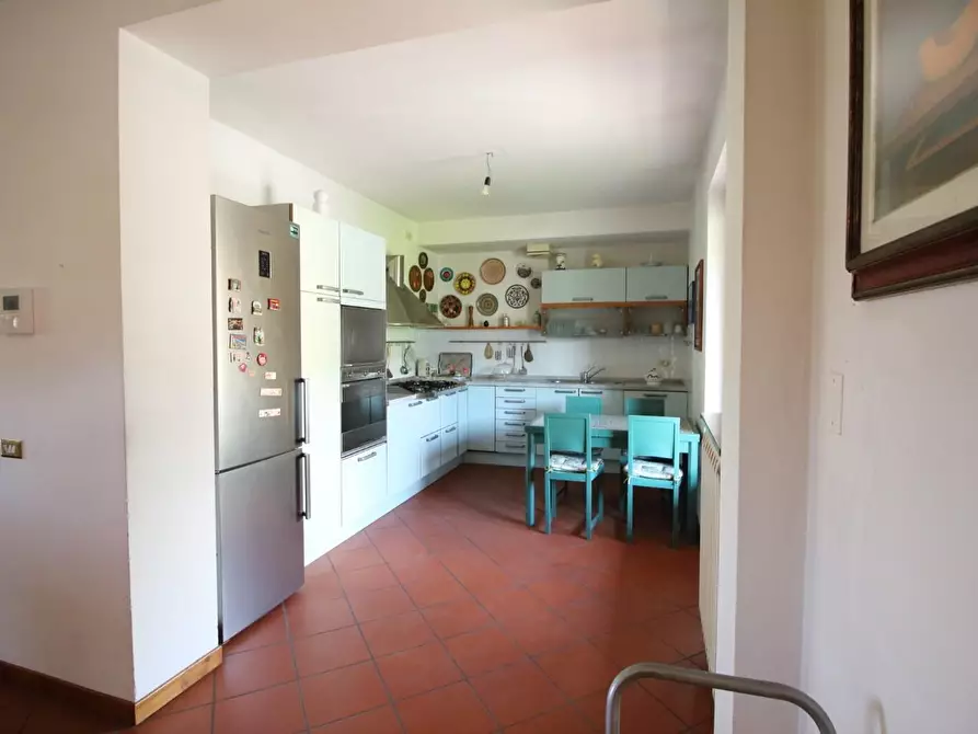 Immagine 26 di Appartamento in vendita  a Lucca