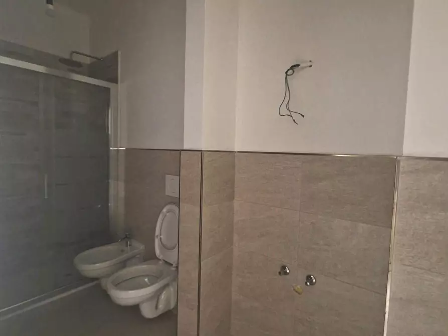 Immagine 30 di Villetta a schiera in vendita  a Carrara