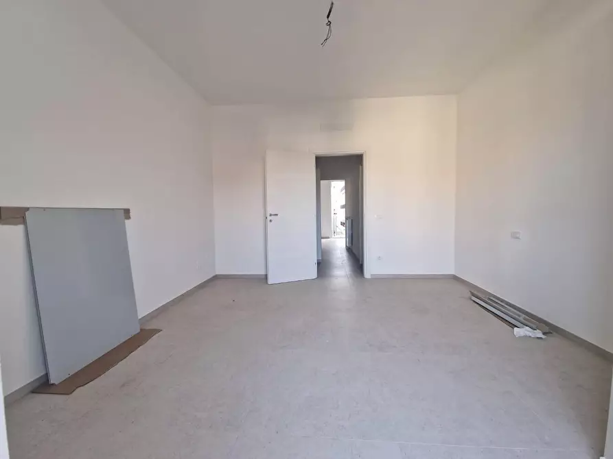 Immagine 26 di Villetta a schiera in vendita  a Carrara