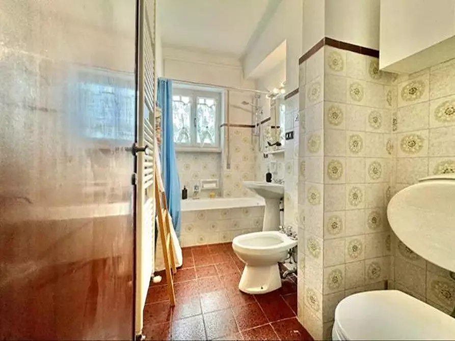 Immagine 10 di Appartamento in vendita  a Camaiore