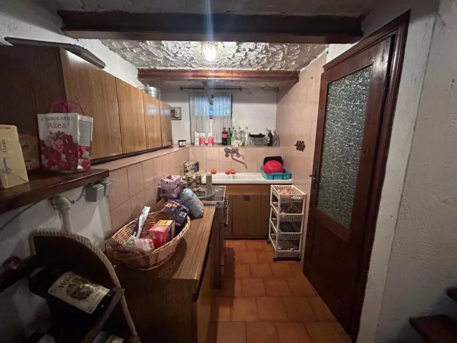 Immagine 27 di Villa in vendita  a Camaiore