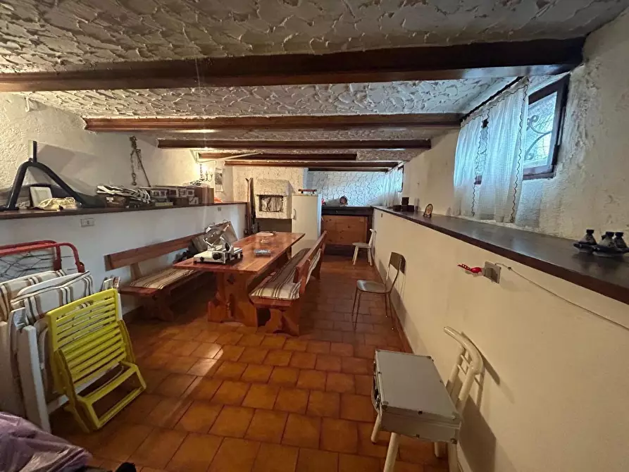 Immagine 28 di Villa in vendita  a Camaiore