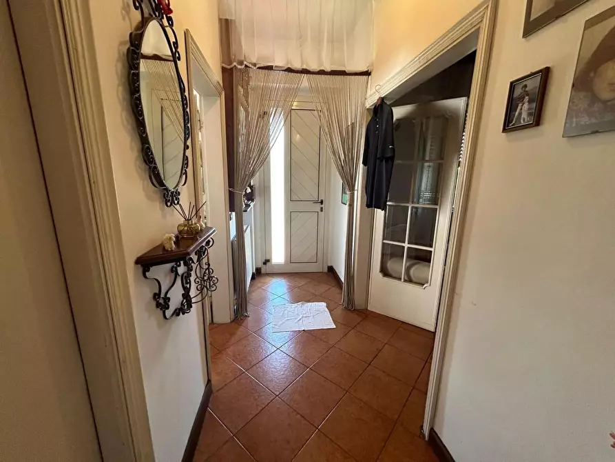Immagine 22 di Villa in vendita  a Camaiore