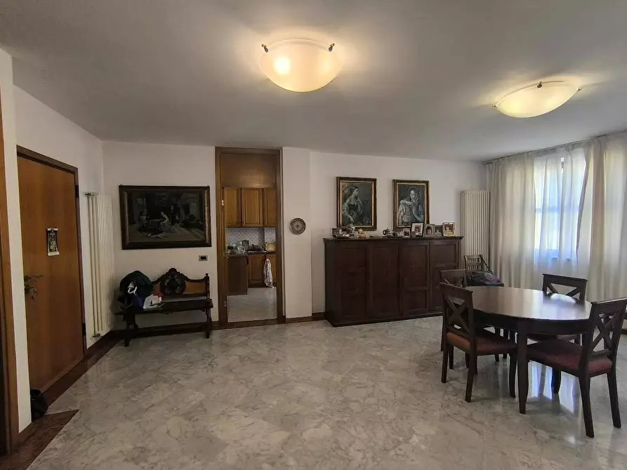 Immagine 6 di Appartamento in vendita  a Pisa