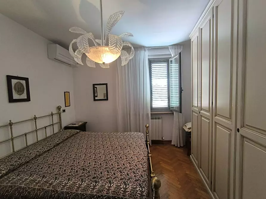 Immagine 52 di Appartamento in vendita  a Pisa