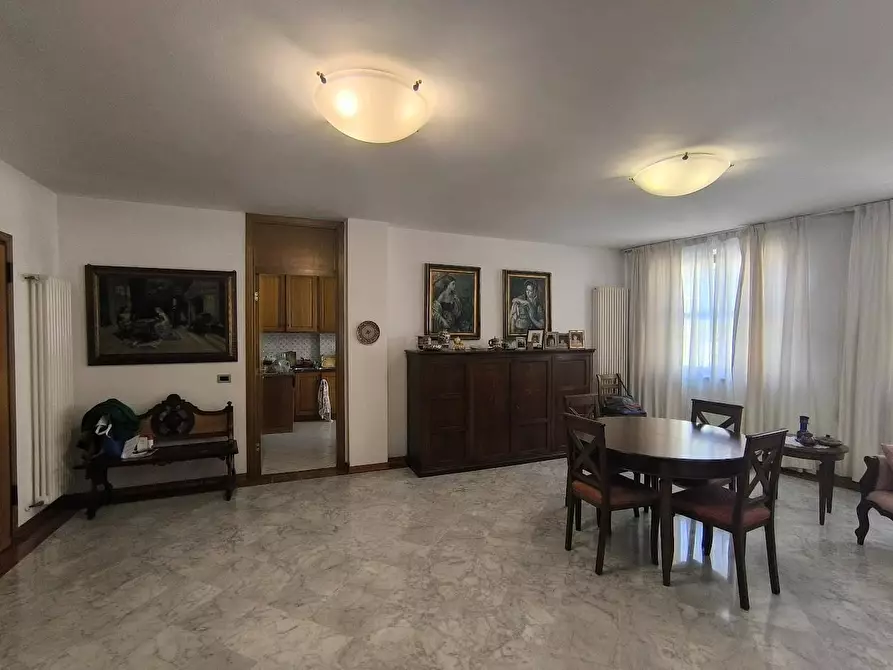 Immagine 7 di Appartamento in vendita  a Pisa