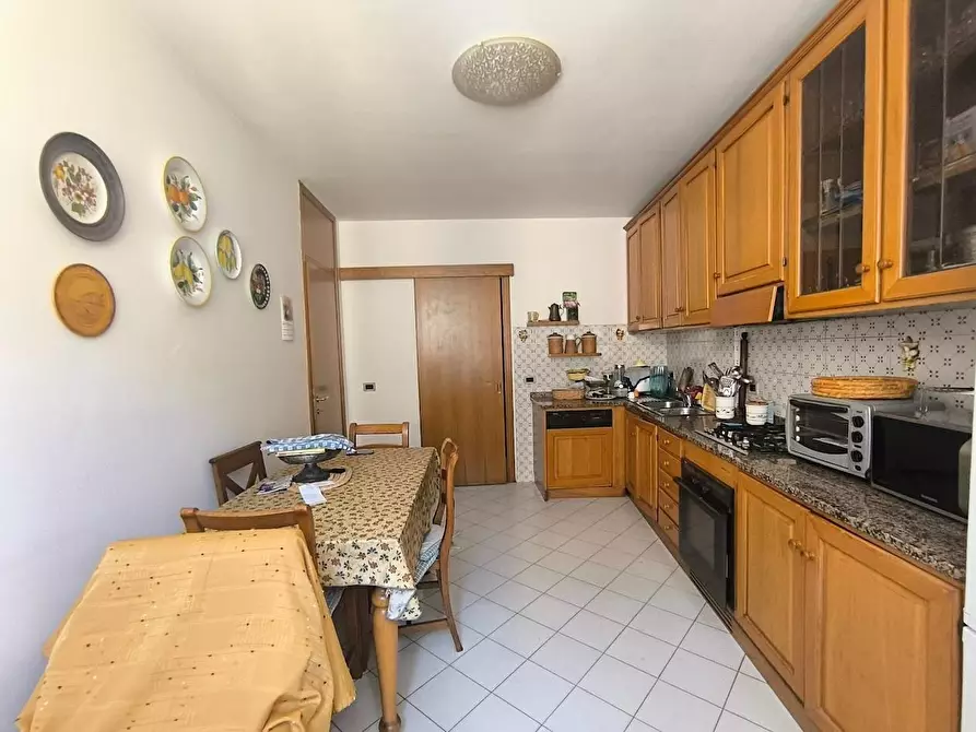 Immagine 73 di Appartamento in vendita  a Pisa