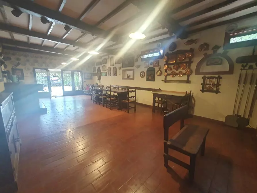 Immagine 66 di Villa in vendita  a Santa Maria A Monte