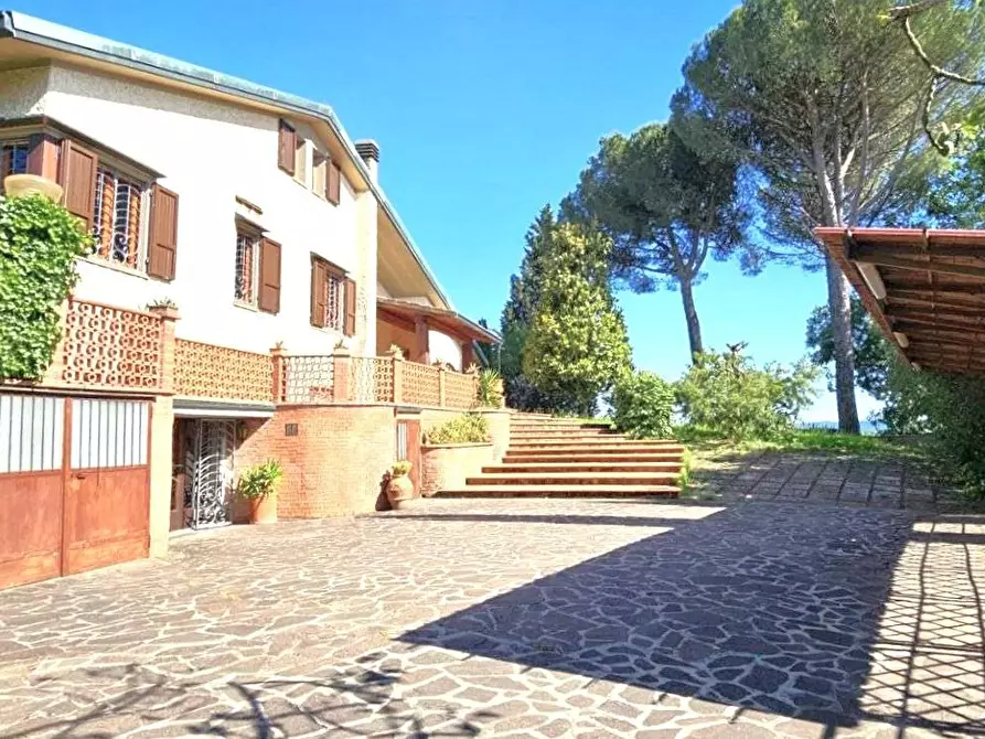 Immagine 74 di Villa in vendita  a Santa Maria A Monte