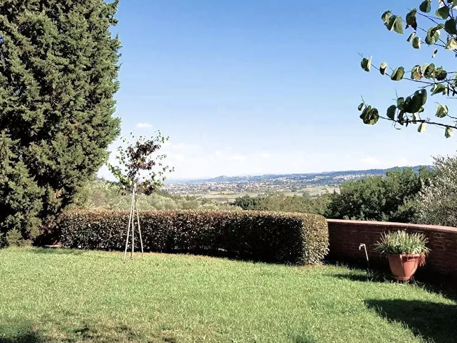 Immagine 79 di Villa in vendita  a Santa Maria A Monte