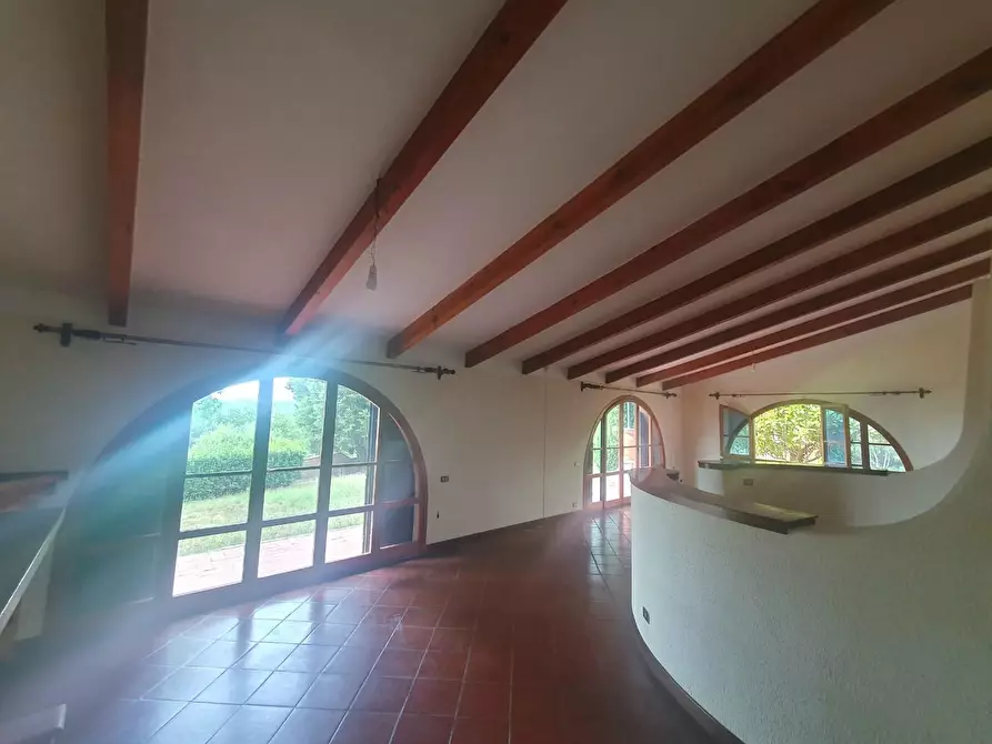 Immagine 15 di Villa in vendita  a Santa Maria A Monte