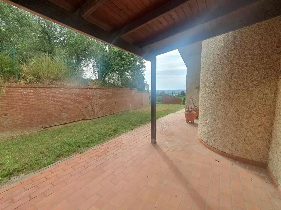 Immagine 30 di Villa in vendita  a Santa Maria A Monte