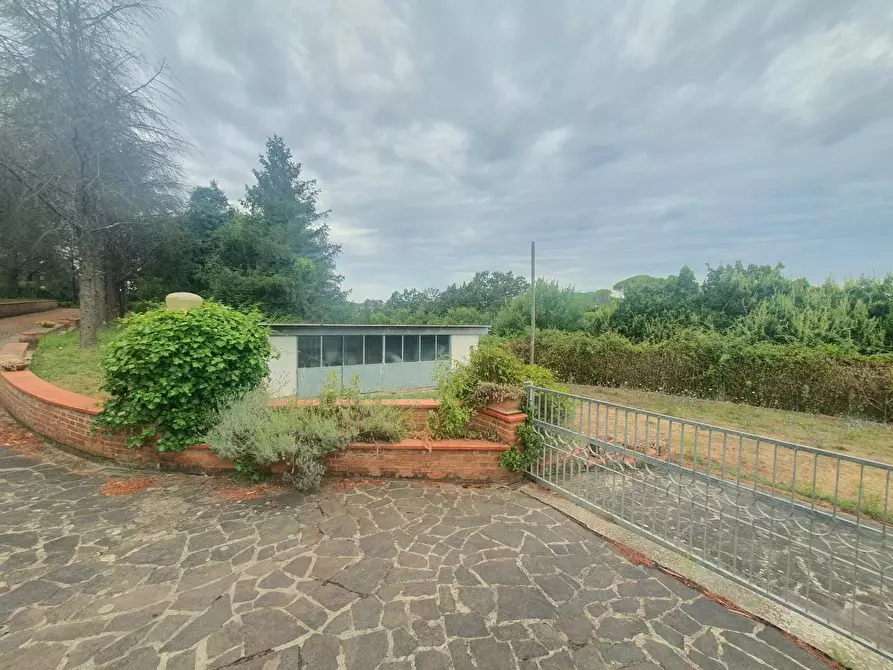 Immagine 85 di Villa in vendita  a Santa Maria A Monte