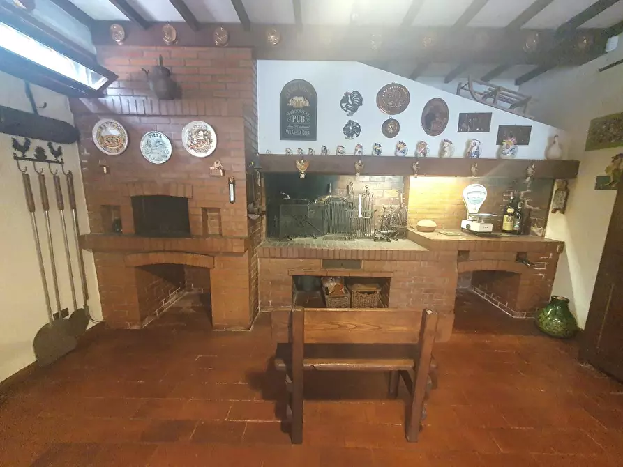 Immagine 63 di Villa in vendita  a Santa Maria A Monte