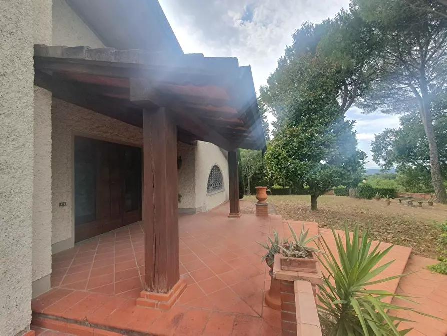 Immagine 7 di Villa in vendita  a Santa Maria A Monte