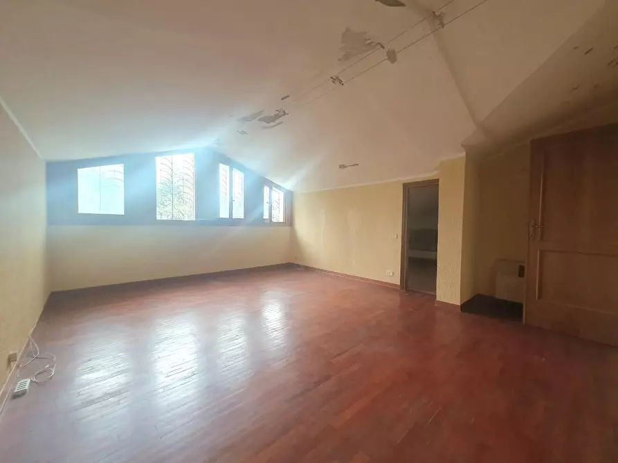 Immagine 49 di Villa in vendita  a Santa Maria A Monte