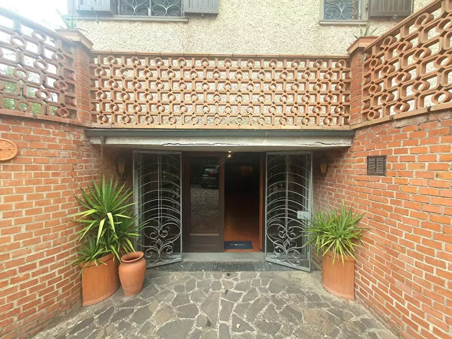 Immagine 69 di Villa in vendita  a Santa Maria A Monte