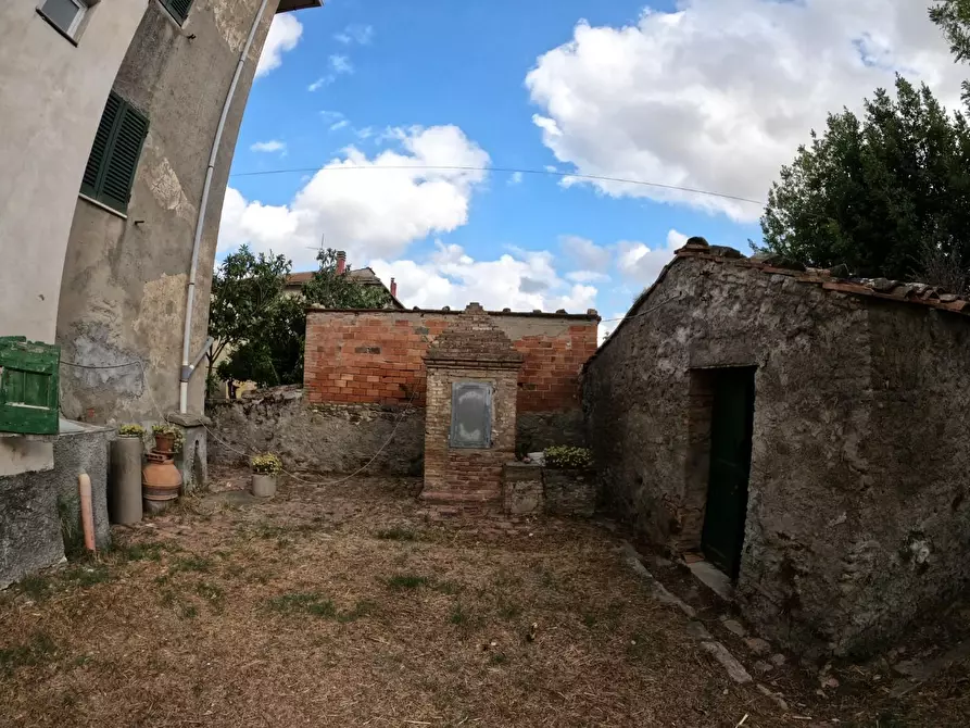 Immagine 35 di Villa in vendita  a Orciano Pisano