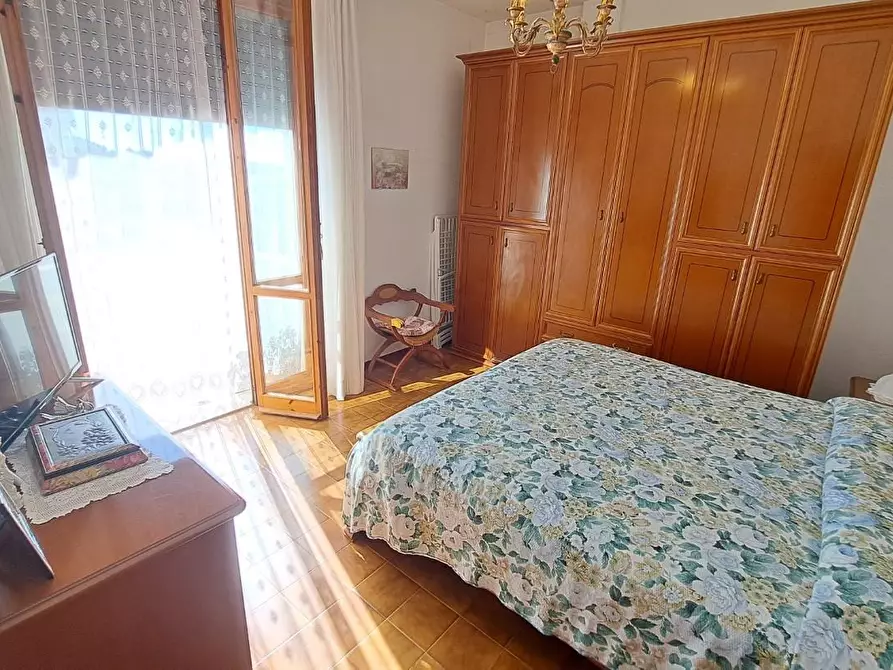 Immagine 10 di Appartamento in vendita  a Rosignano Marittimo