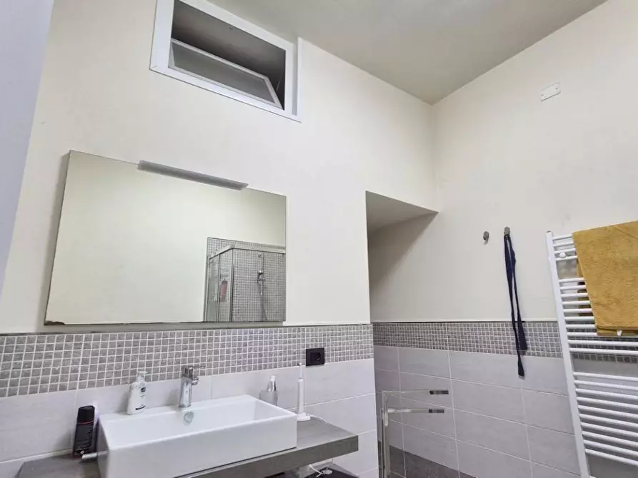 Immagine 16 di Appartamento in vendita  a Viareggio