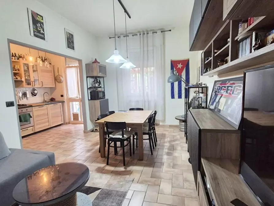 Immagine 62 di Appartamento in vendita  a Viareggio