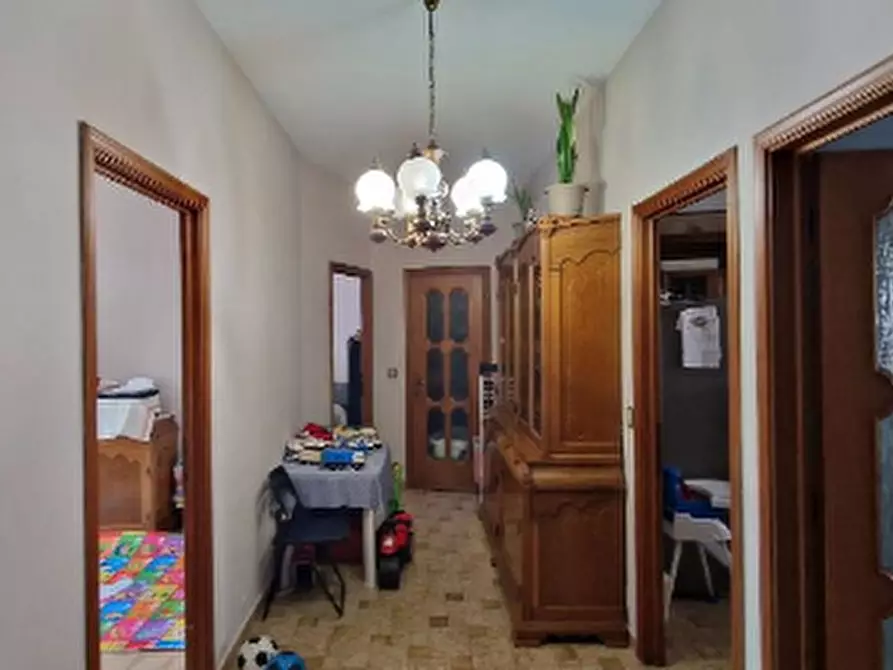 Immagine 5 di Appartamento in vendita  a Pinerolo