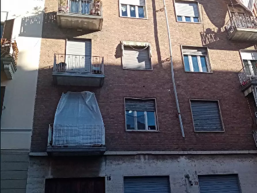 Immagine 1 di Appartamento in vendita  a Torino