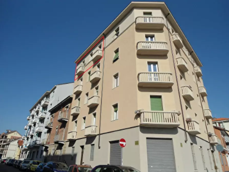 Immagine 1 di Appartamento in vendita  a Torino