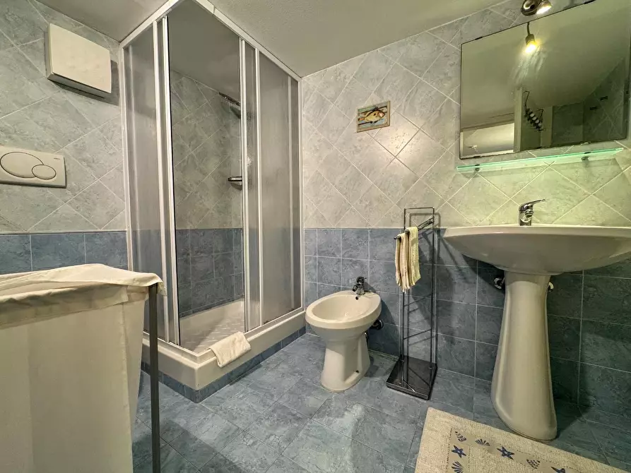 Immagine 19 di Appartamento in vendita  a Pisa