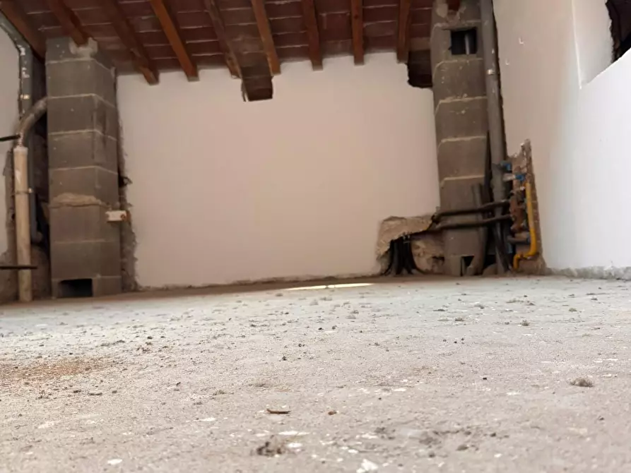 Immagine 18 di Appartamento in vendita  a Fucecchio