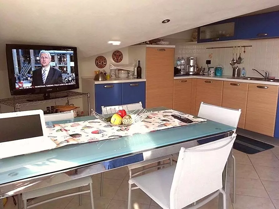 Immagine 16 di Appartamento in vendita  a Massa